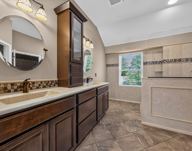 1412 Willow Leaf Way - Photo Thumbnail 34