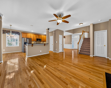 1412 Willow Leaf Way - Photo Thumbnail 19