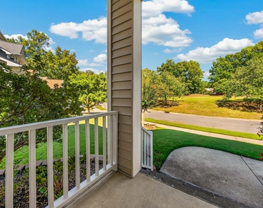 1412 Willow Leaf Way - Photo Thumbnail 7