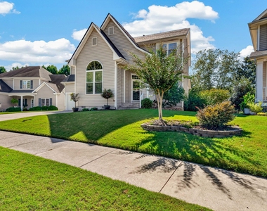 1412 Willow Leaf Way - Photo Thumbnail 3