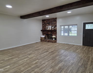 6720 Dwight Rowland Road - Photo Thumbnail 5