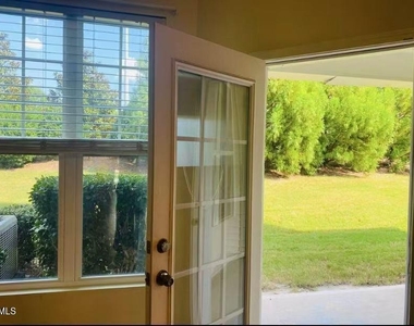 714 Silver Stream Lane - Photo Thumbnail 19