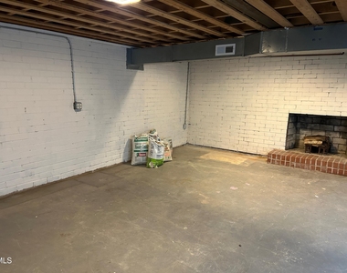 636 Palmer Drive - Photo Thumbnail 16
