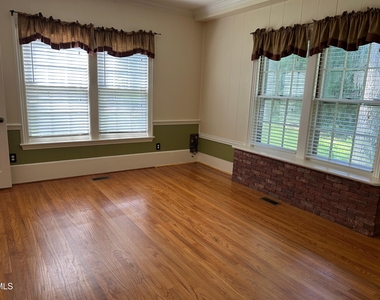 636 Palmer Drive - Photo Thumbnail 8