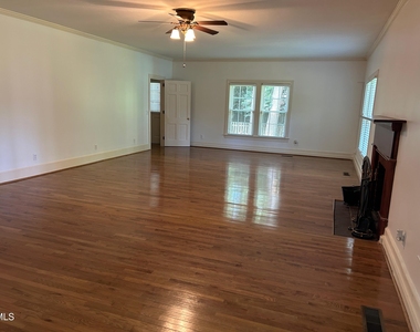 636 Palmer Drive - Photo Thumbnail 4