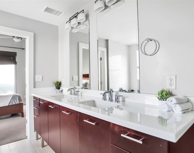 603 Davis St - Photo Thumbnail 20