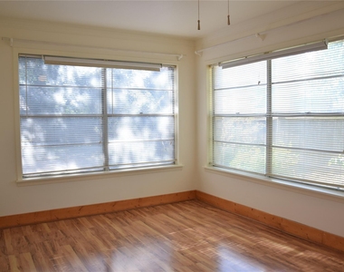 1601 Pine St - Photo Thumbnail 3