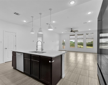 617 Silent Creek Cv - Photo Thumbnail 12