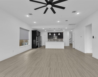 617 Silent Creek Cv - Photo Thumbnail 7