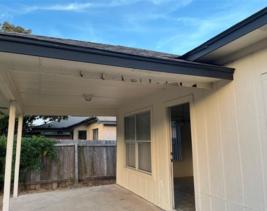 3114 Jazz St - Photo Thumbnail 18