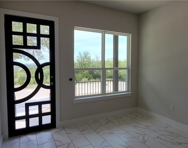 21403 Patton Ave - Photo Thumbnail 8