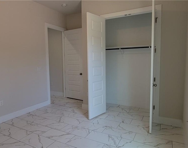 21403 Patton Ave - Photo Thumbnail 23