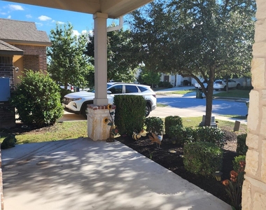 636 Carly Ann Ln - Photo Thumbnail 1