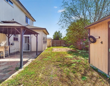 401 Foster Ln - Photo Thumbnail 16