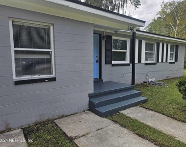 6440 Lockhart Drive E - Photo Thumbnail 1