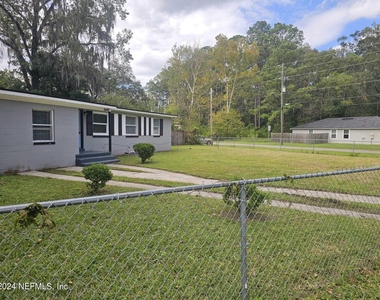 6440 Lockhart Drive E - Photo Thumbnail 25