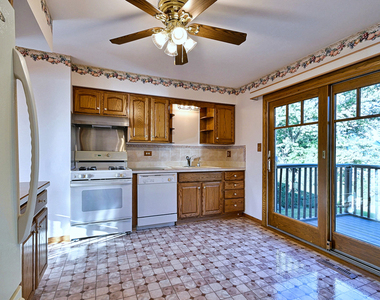 635 N Rumple Lane - Photo Thumbnail 5