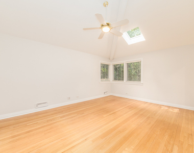 924 Brookline Lane - Photo Thumbnail 19