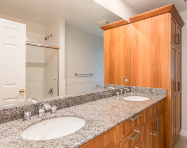 924 Brookline Lane - Photo Thumbnail 17