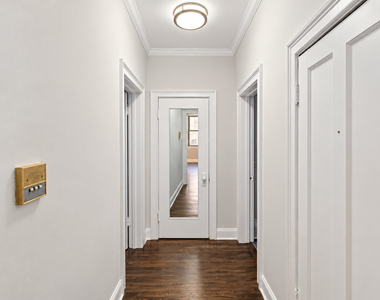 905 W Altgeld Street - Photo Thumbnail 10