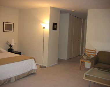 655 W Irving Park Road - Photo Thumbnail 20
