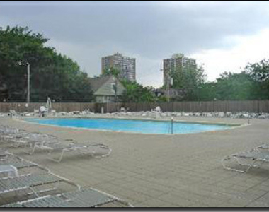 655 W Irving Park Road - Photo Thumbnail 5