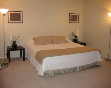655 W Irving Park Road - Photo Thumbnail 22