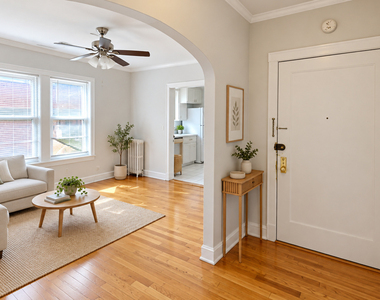 6414 N Newgard Avenue - Photo Thumbnail 5