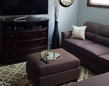 3819 N Kenneth Avenue - Photo Thumbnail 1
