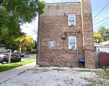 6452 W Dickens Avenue - Photo Thumbnail 13