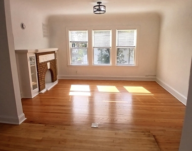 6452 W Dickens Avenue - Photo Thumbnail 3