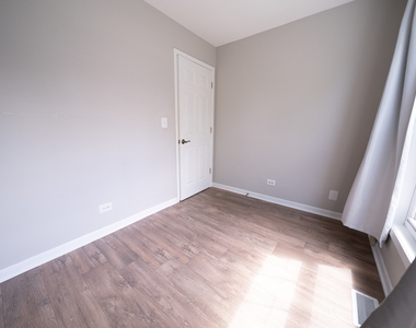 8240 S Octavia Avenue - Photo Thumbnail 10