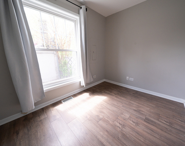 8240 S Octavia Avenue - Photo Thumbnail 9