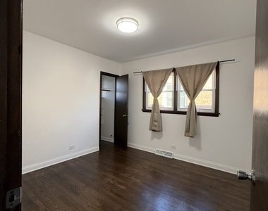 7843 Natchez Avenue - Photo Thumbnail 9