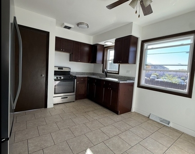 7843 Natchez Avenue - Photo Thumbnail 6