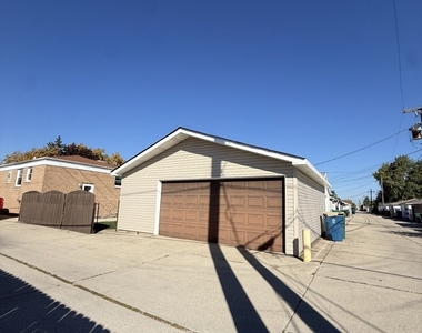 7843 Natchez Avenue - Photo Thumbnail 25