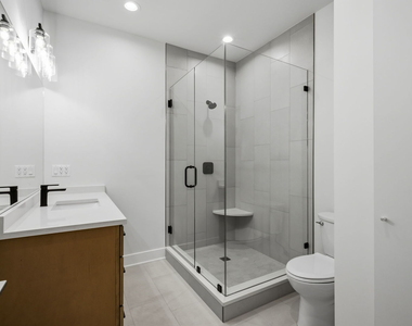 6914 N Sheridan Road - Photo Thumbnail 20