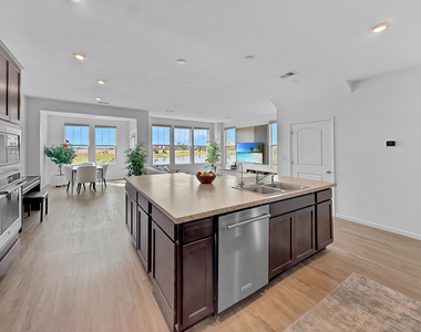 2271 Ryegrass Lane - Photo Thumbnail 6