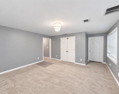 2875 Olde Town Park Drive - Photo Thumbnail 35