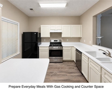 9155 Nesbit Ferry Road - Photo Thumbnail 5