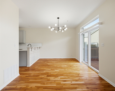 73 Woodview Drive - Photo Thumbnail 5