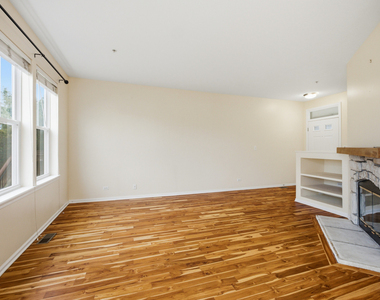73 Woodview Drive - Photo Thumbnail 3