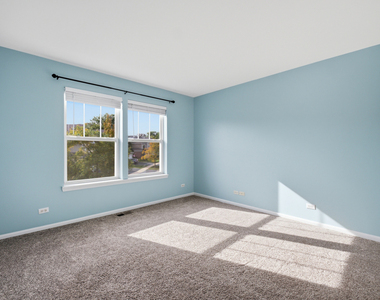 73 Woodview Drive - Photo Thumbnail 16