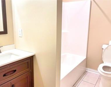 119 Hogan Road - Photo Thumbnail 7