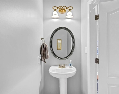 396 Harbour Shores Drive - Photo Thumbnail 16