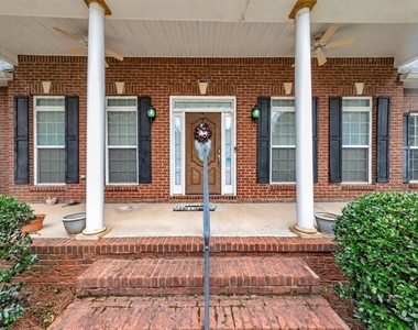 396 Harbour Shores Drive - Photo Thumbnail 1
