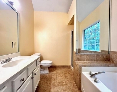 2865 Fairburn Circle Sw - Photo Thumbnail 10