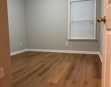 11150 Skyway Drive - Photo Thumbnail 18