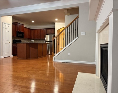 11150 Skyway Drive - Photo Thumbnail 9