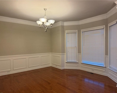 11150 Skyway Drive - Photo Thumbnail 2